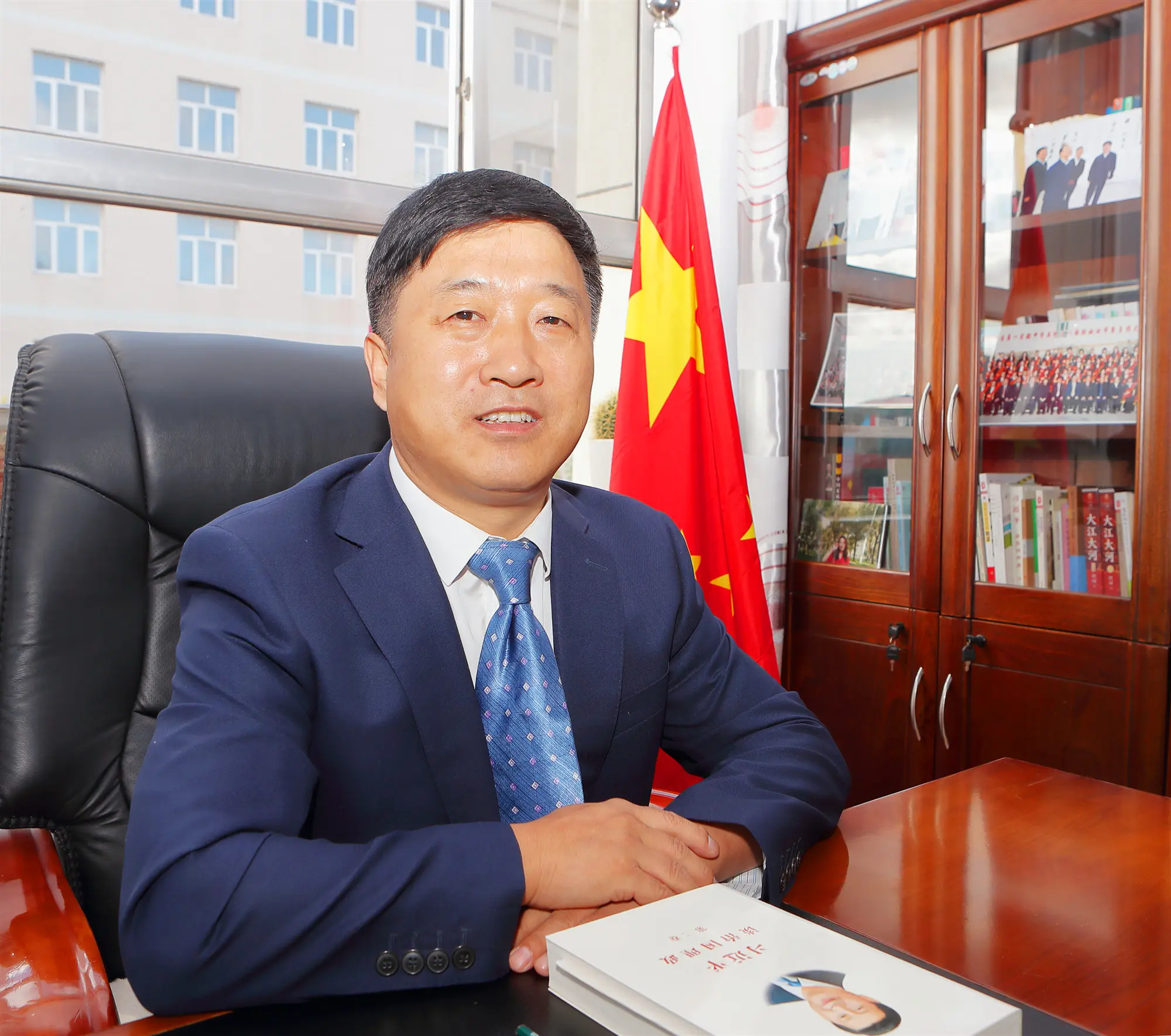 校(xiào)長(cháng)簡介